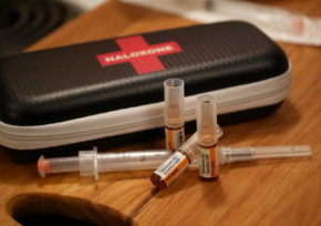 Photo of a Naloxone kit including syringes and ampules