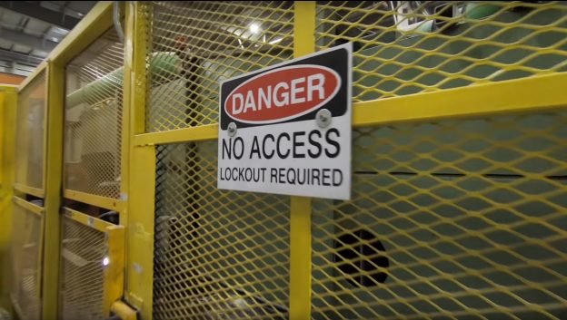 Photo of no access sign on gate to protect workers