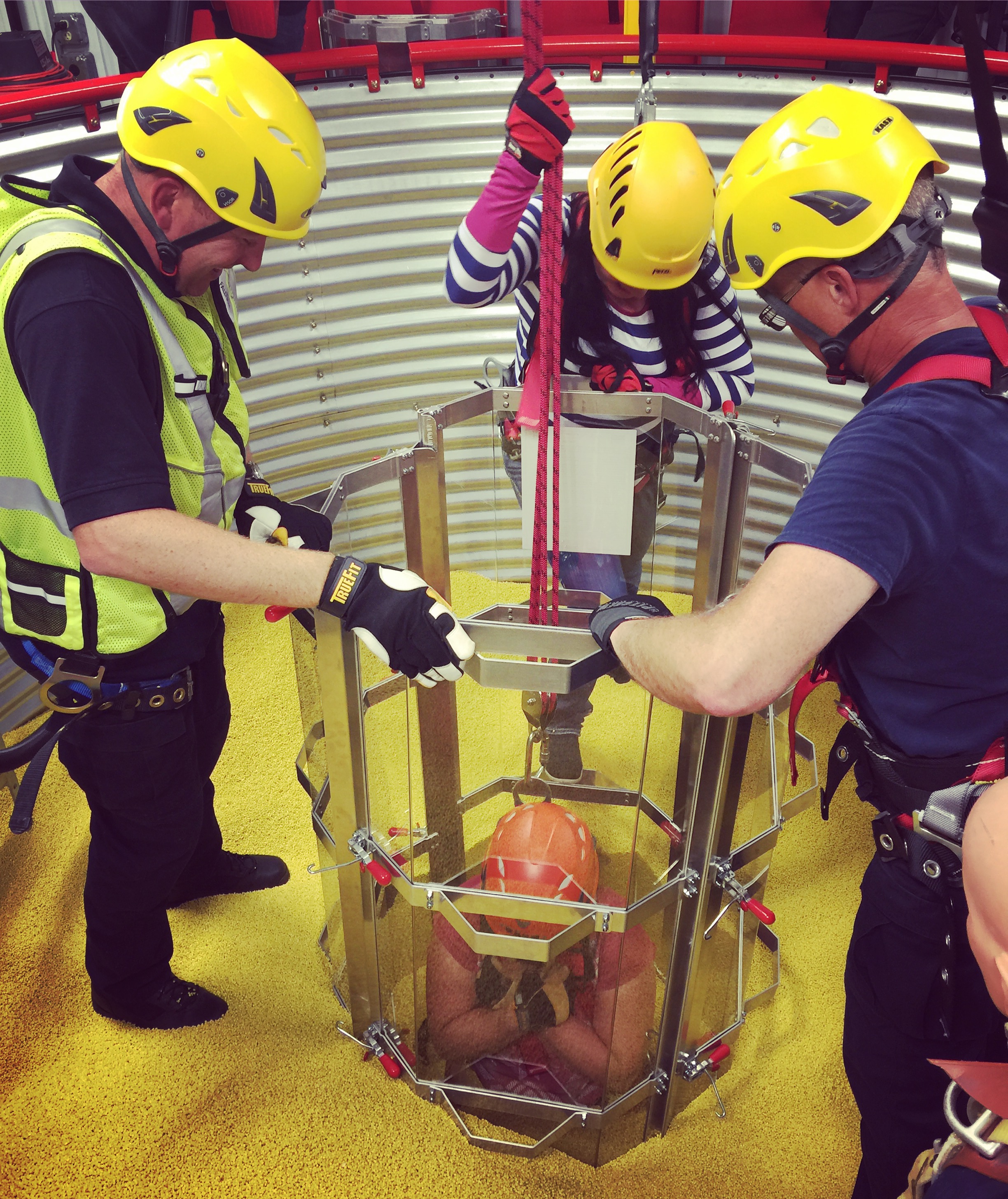 How does it feel to be trapped in grain? - Speaking of Safety